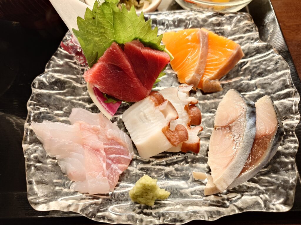 札幌市 北区 北34条駅 海鮮居酒屋 &FISH 北29条店 お刺身(5種)