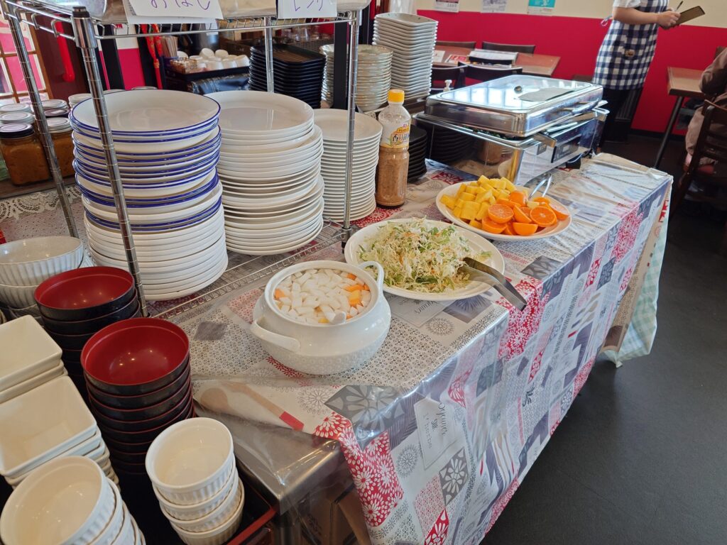 札幌市 東区 元町駅 運城飯店 ビュッフェコーナー②