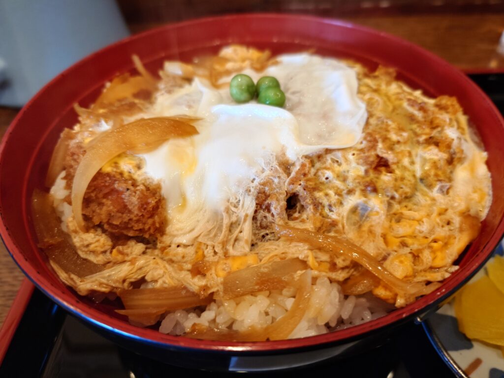 札幌市 東区 東苗穂 元町駅 そば処 蔵寿 かつ丼アップ