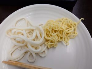 石狩市 花川 百合が原駅 活菜旬魚 さんかい 石狩花川店 〆のうどんと中華麺