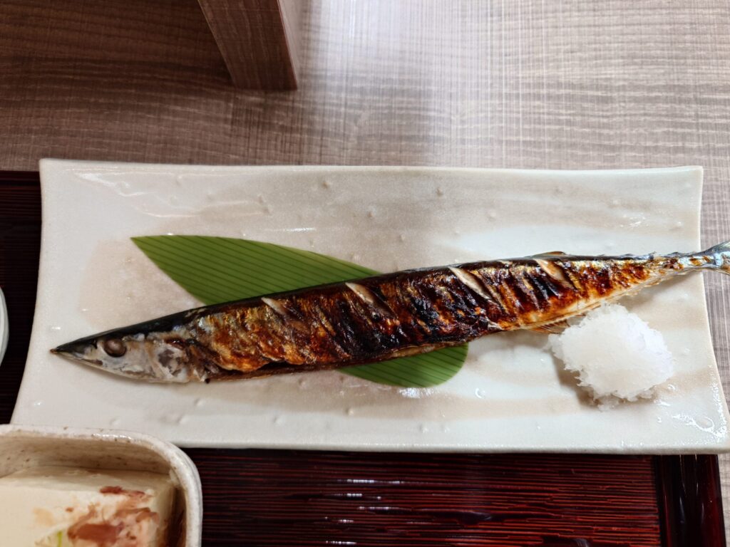 札幌市 北区 北３４条駅 定食のむさしの さんま塩焼き