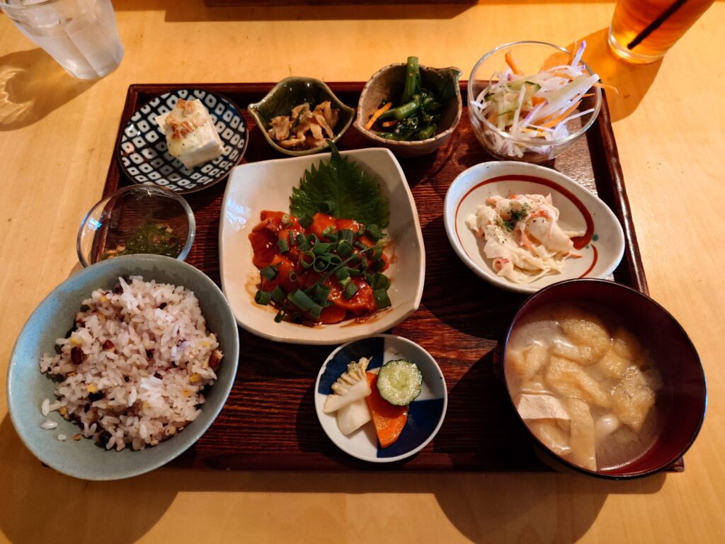 オイスターソース漬けサーモン定食