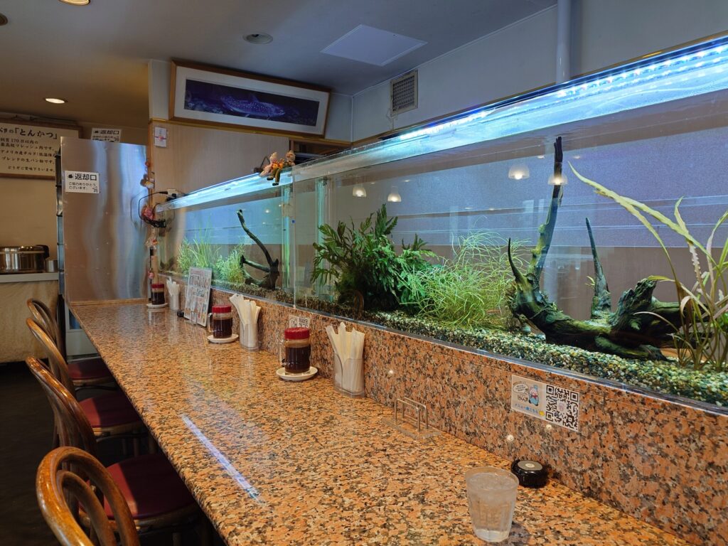 札幌市 東区 東区役所前駅 はららき 環状店 カウンター席