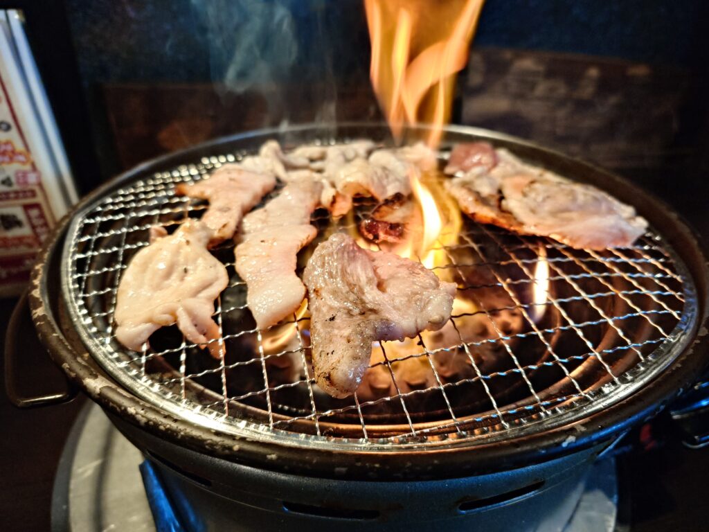 札幌市 中央区 狸小路 大通駅 岩見沢精肉卸直営 牛乃家 本店 ガス網