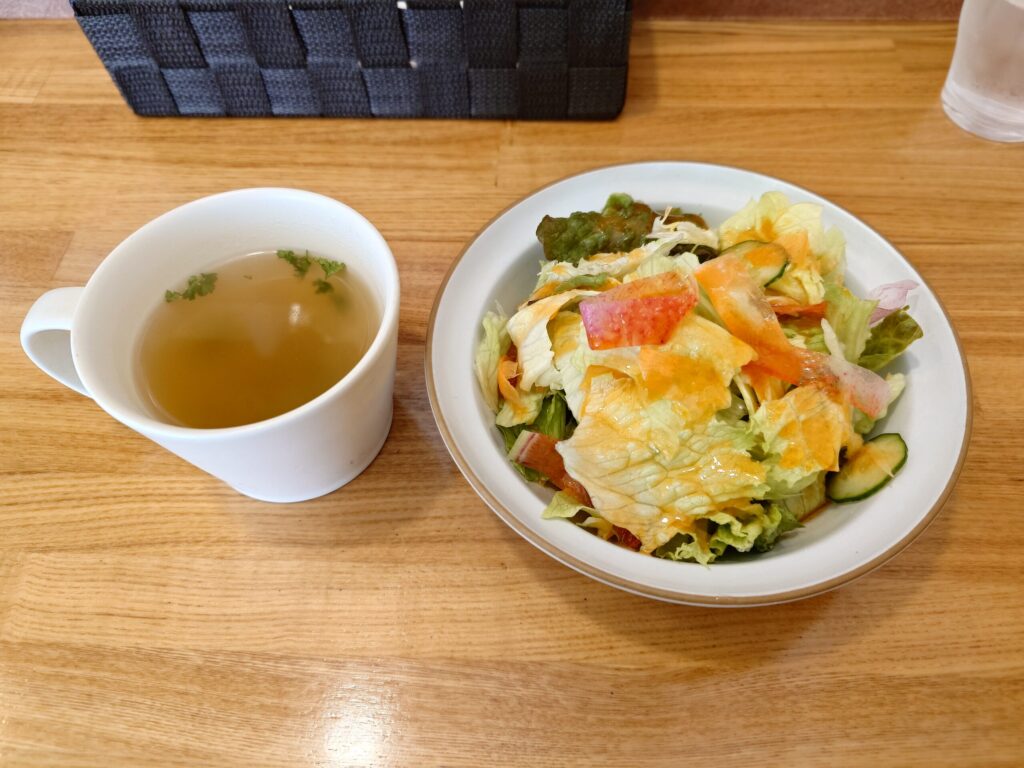札幌市 東区 新道東駅 kitchenふりーり サラダ・スープ