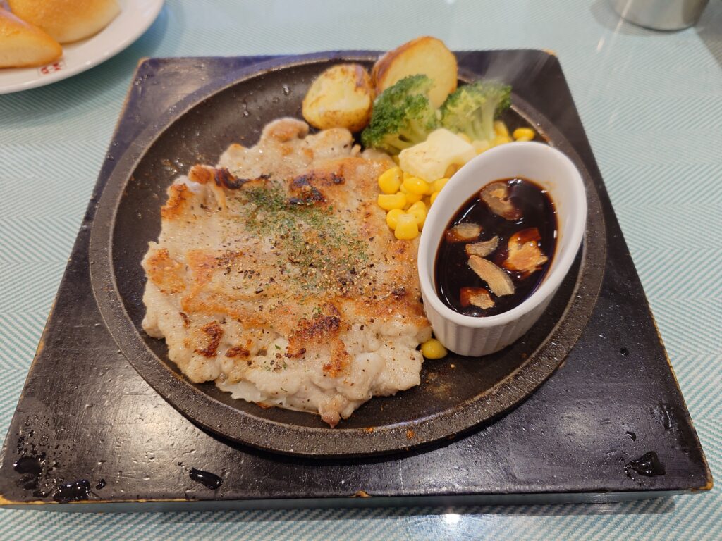 札幌市 東区 東区役所前駅 苗穂駅 アリオ札幌 BISTRO309 アリオ札幌店 チキンステーキ