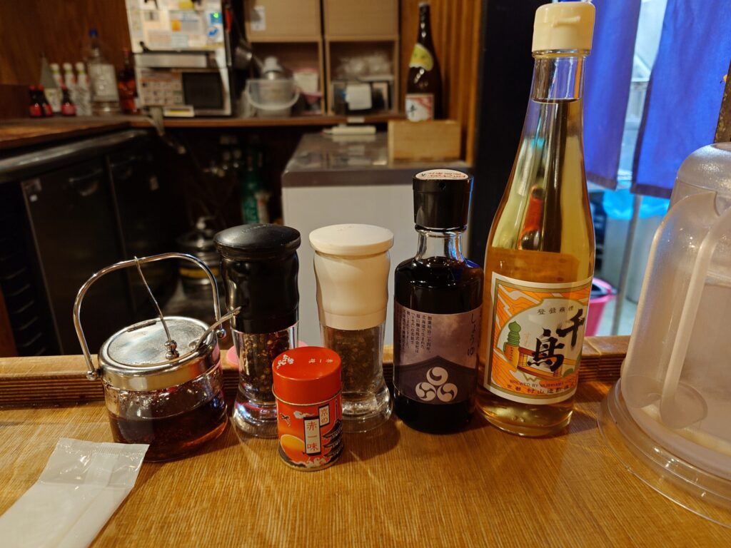 札幌市 東区 環状通東駅 SAPPORO餃子製造所 本店 卓上調味料