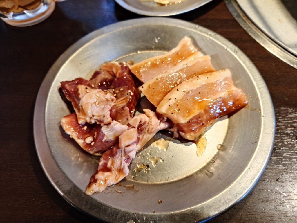 特選牛炙りカルビ・豚カルビ