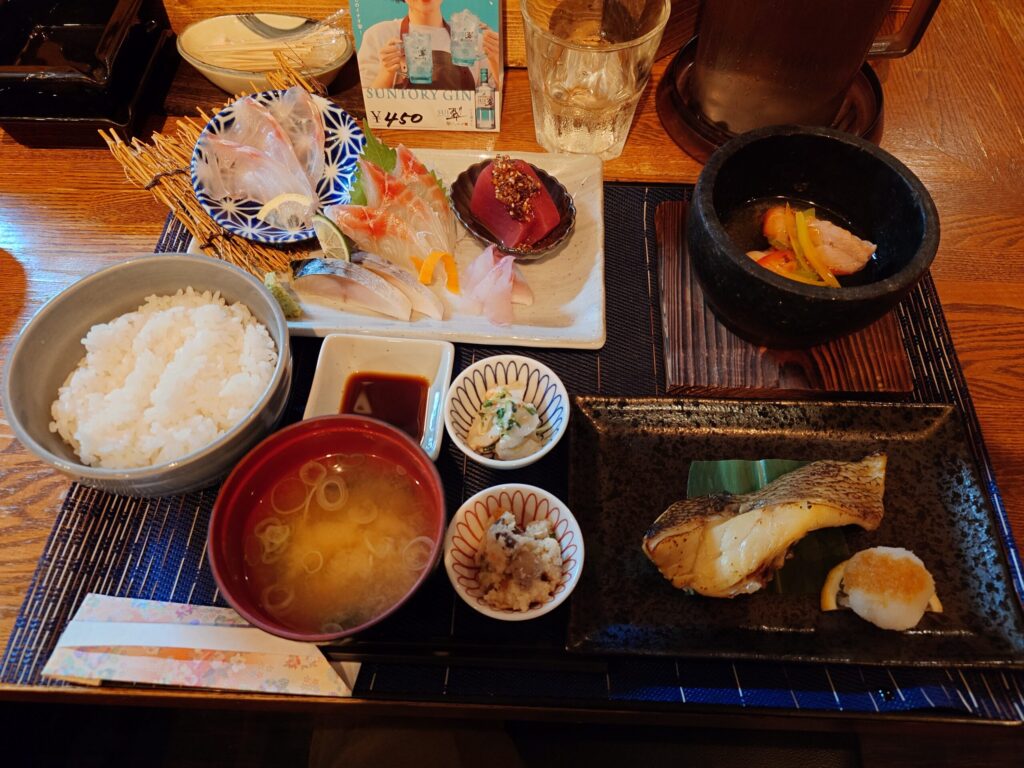 お刺身盛合わせ定食