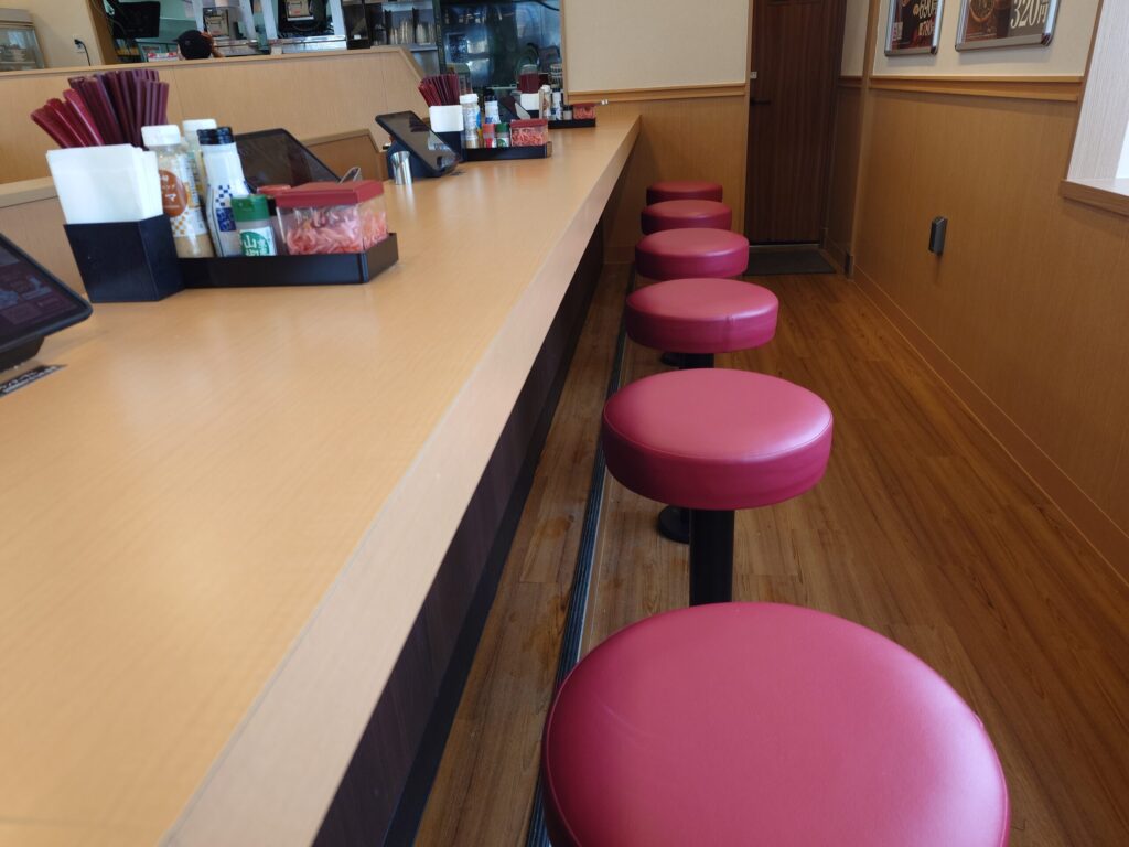 札幌市 東区 伏古 元町駅 なか卯 札幌伏古店 カウンター席