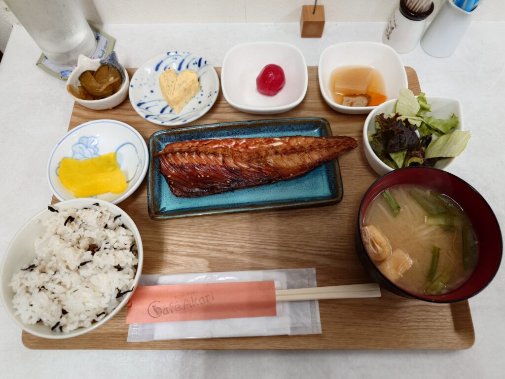 札幌市 東区 伏古 元町駅 苗穂通り カフェ・アカリ Cafe Akari サバのみりん漬け焼き