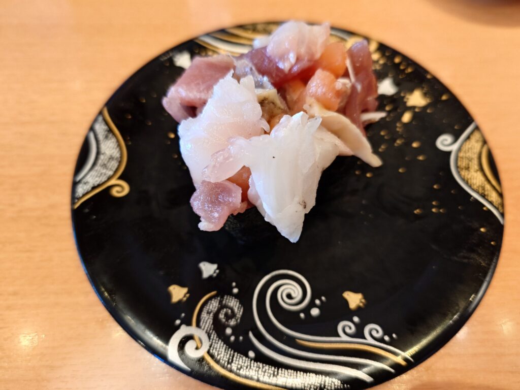 札幌市 東区 元町駅 海天丸 北23条店 切り落とし軍艦