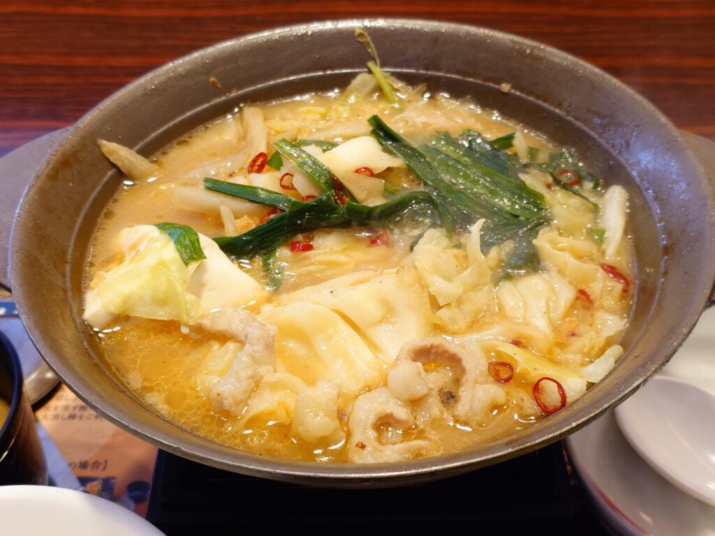 札幌市 東区 元町駅 宮の森・北24条通 ガスト 札幌元町店 博多明太もつ鍋（あごだし醤油）