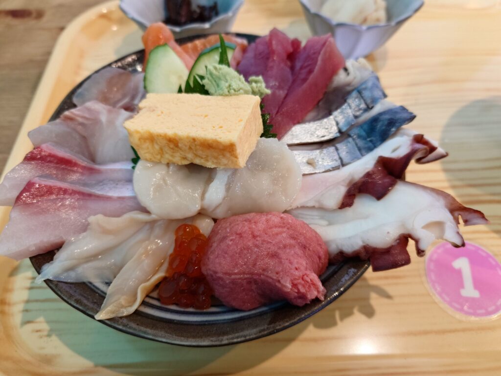 札幌市 東区 東8丁目篠路通 栄町駅 いちわ飯 海鮮丼のアップ