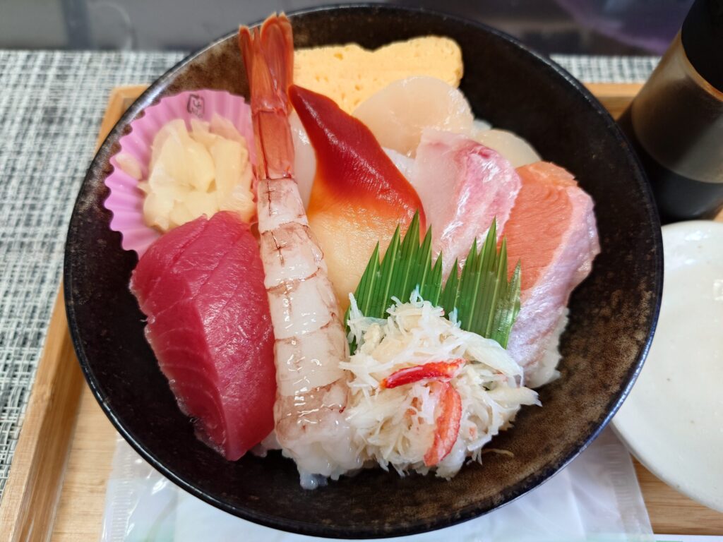 札幌市 北区 北24条駅 西5丁目樽川通 日の出水産 海鮮丼アップ