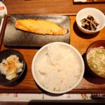 札幌市 北区 北24条駅 居酒屋 うらばっかり 焼魚定食(鮭)