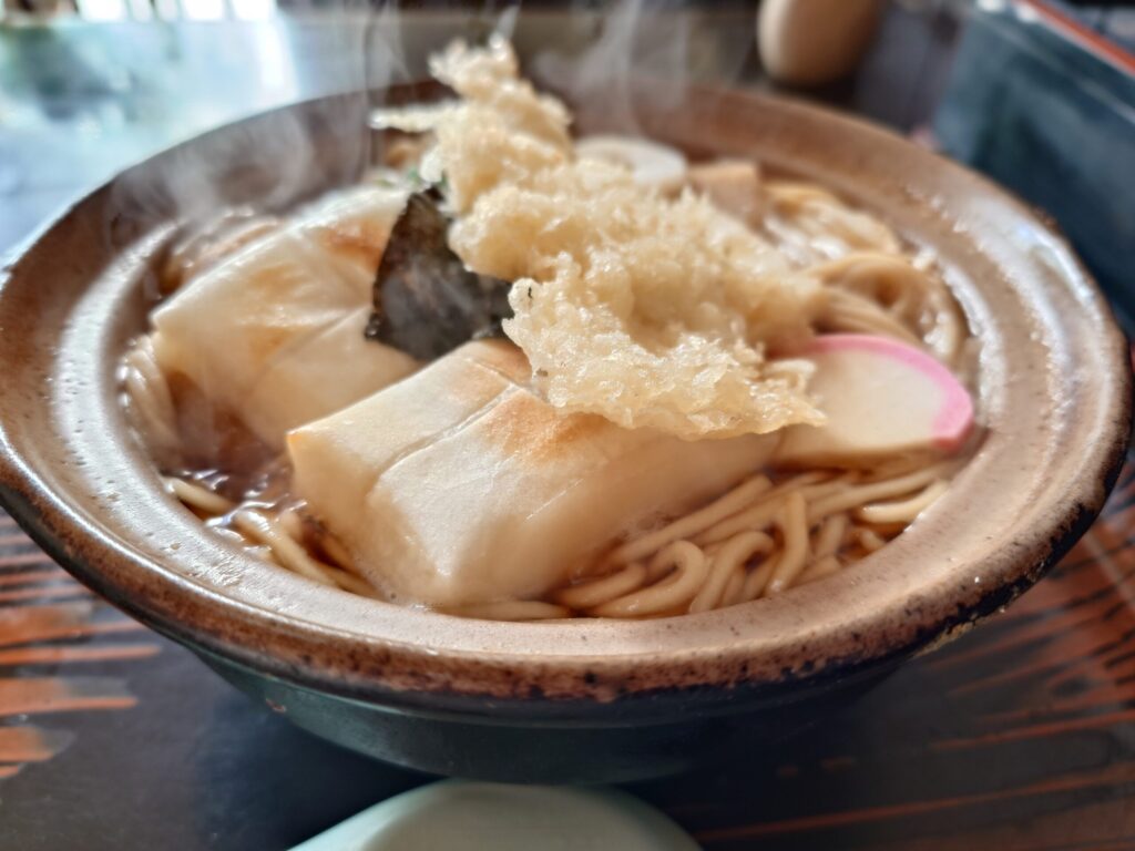 札幌市 東区 環状通東駅 環状通 三河屋 十五条店 特製鍋焼きそば_アップ