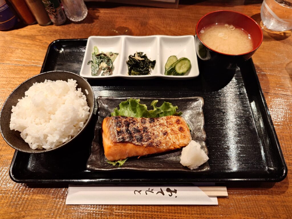 鮭ハラス定食