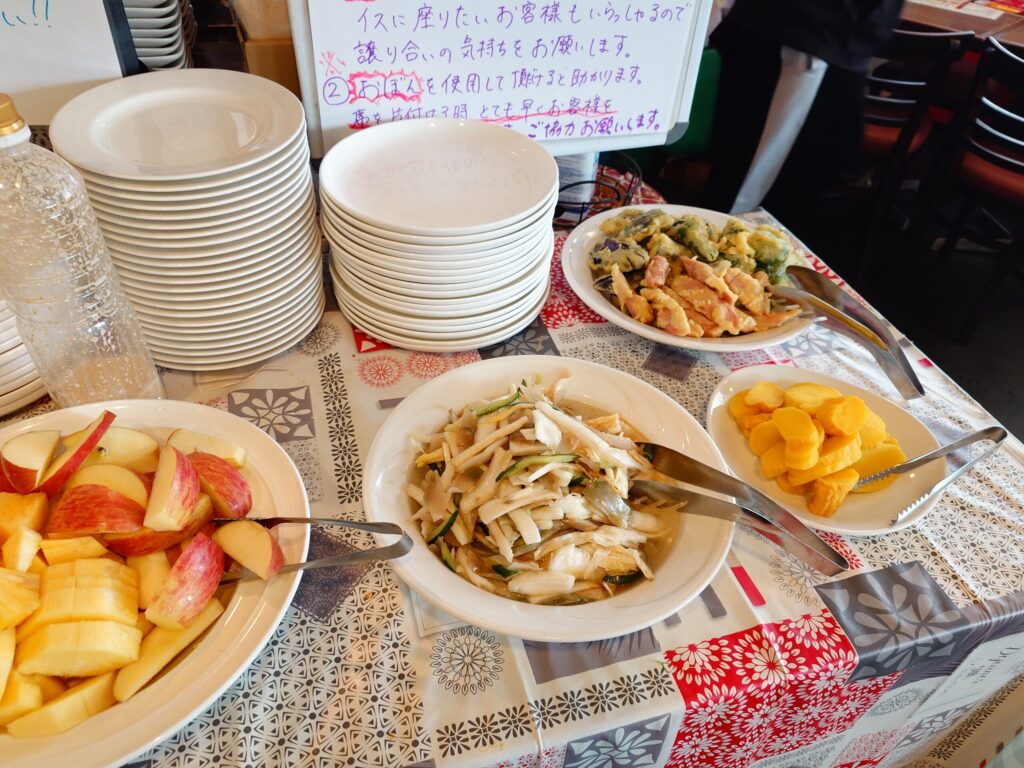 ビュッフェコーナー⑤