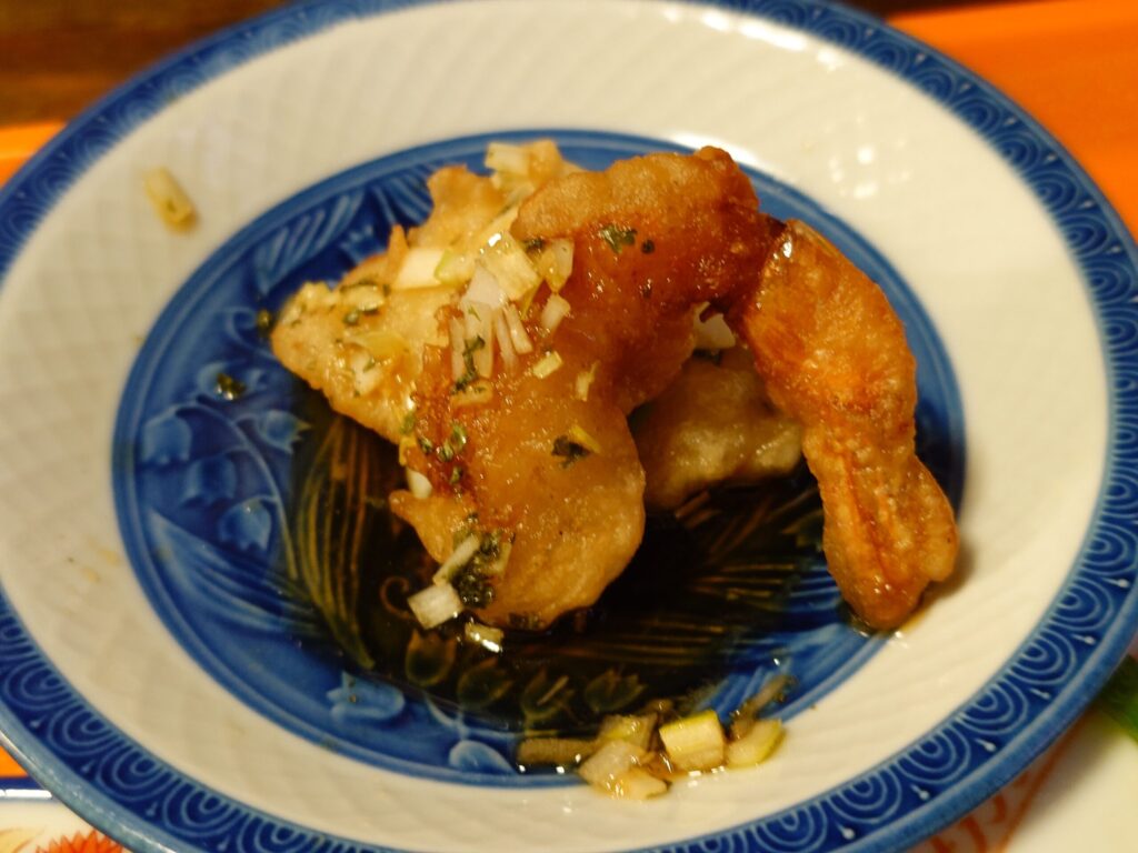 海老と揚げ餃子の油淋鶏風